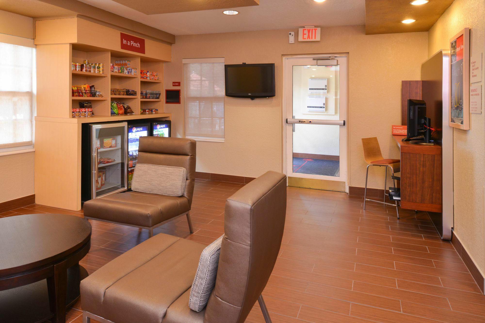 Candlewood Suites Miami Lakes By Ihg Εξωτερικό φωτογραφία