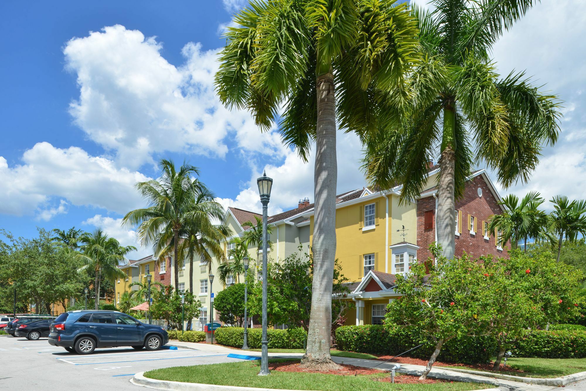 Candlewood Suites Miami Lakes By Ihg Εξωτερικό φωτογραφία